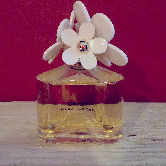 Marc Jacobs Other - Daisy by Marc Jacobs